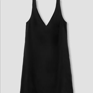 Universal Standard Jade vneck dress